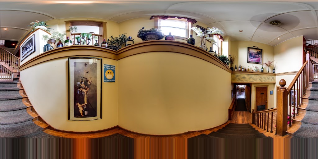  Otto's Restaurant & Bar