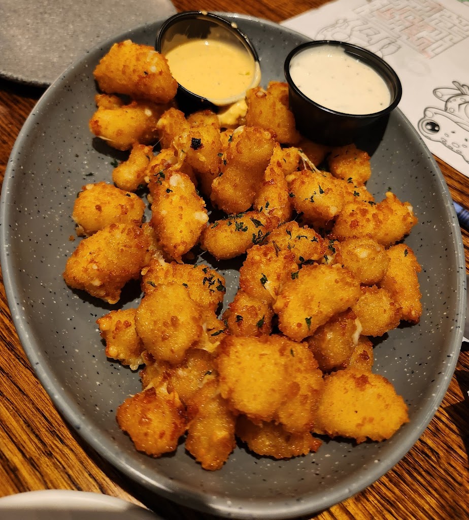  Lake City Social Grill & Bar Wisconsin Dells