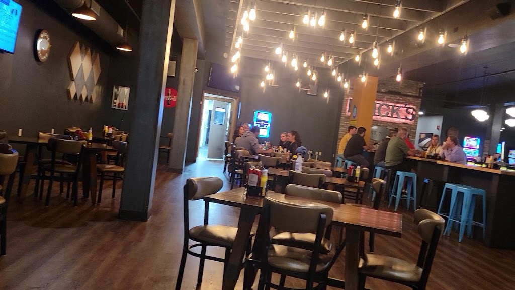  Brick's Downtown Bar & Grill