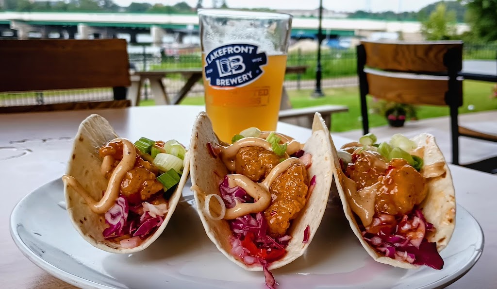  The Rock Bar & Grill