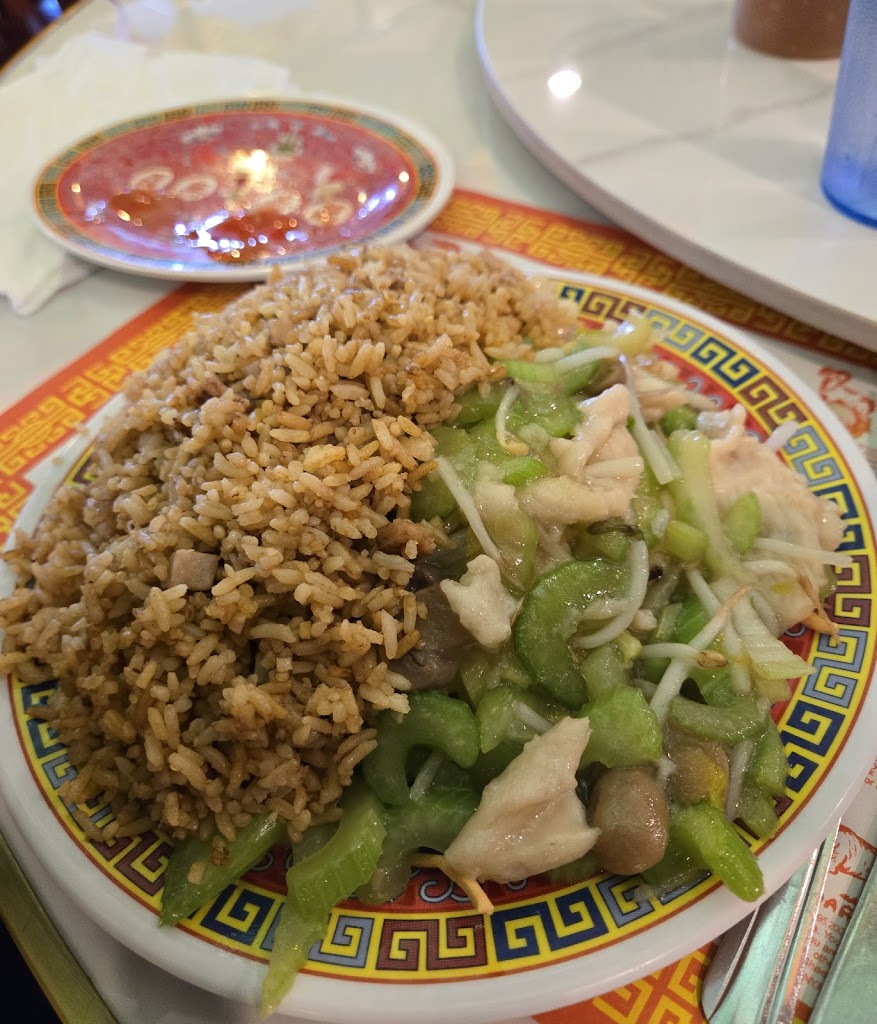  Golden Inn Restaurant