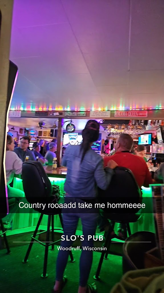  Slo's Pub