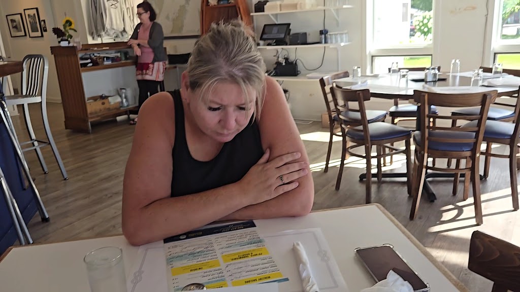  Boathouse On The Bay