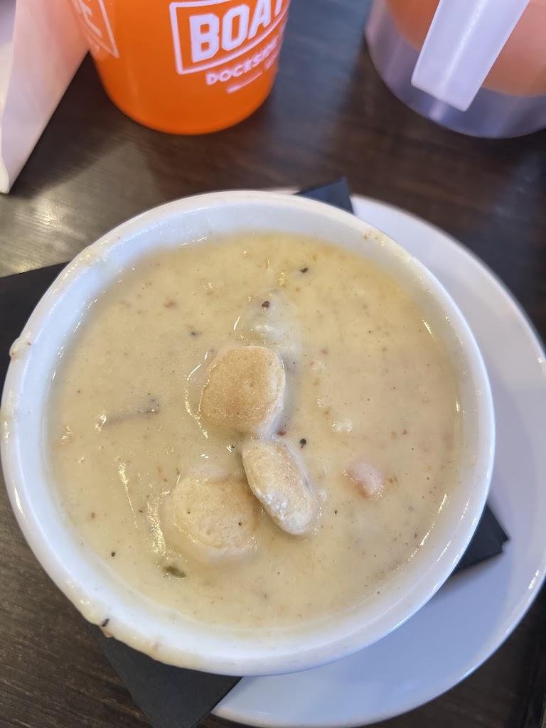  Boat House Pub & Eatery