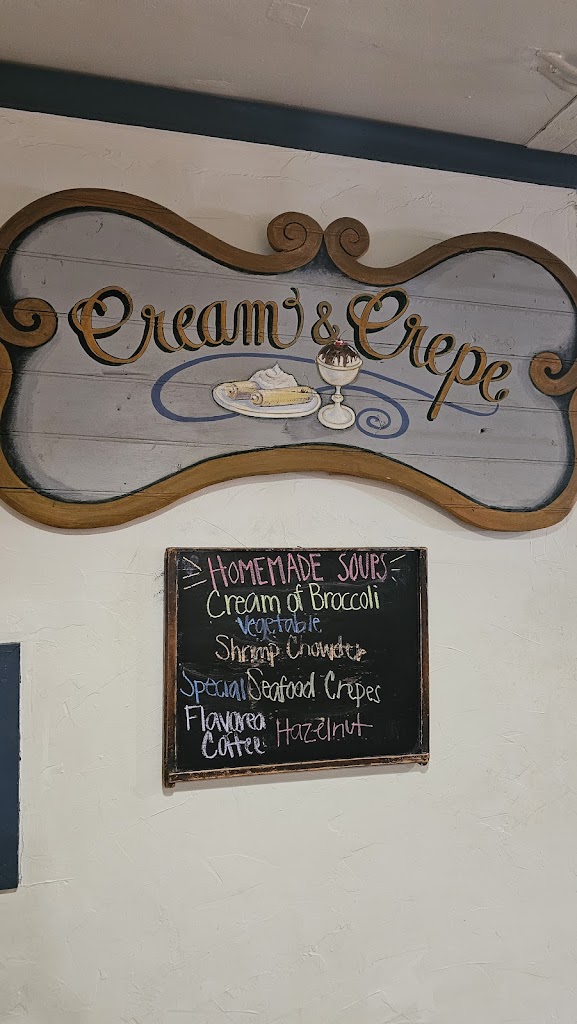  Cream & Crepe Cafe