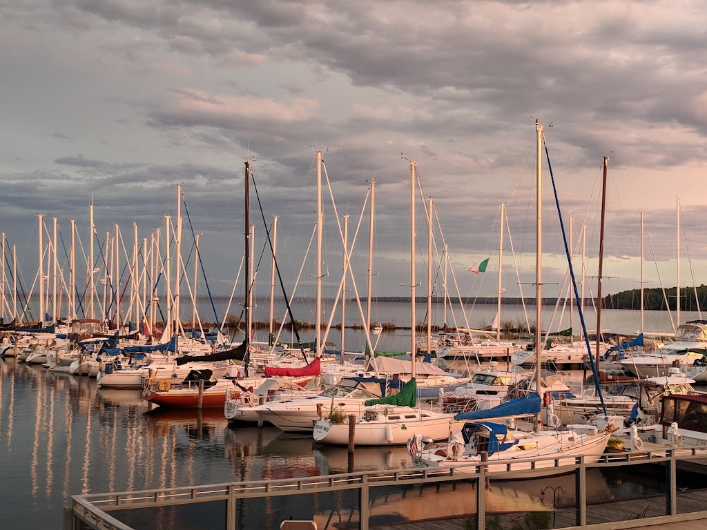  Port Superior Marina