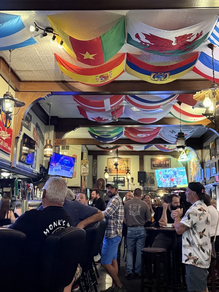  The Ivanhoe Pub & Eatery