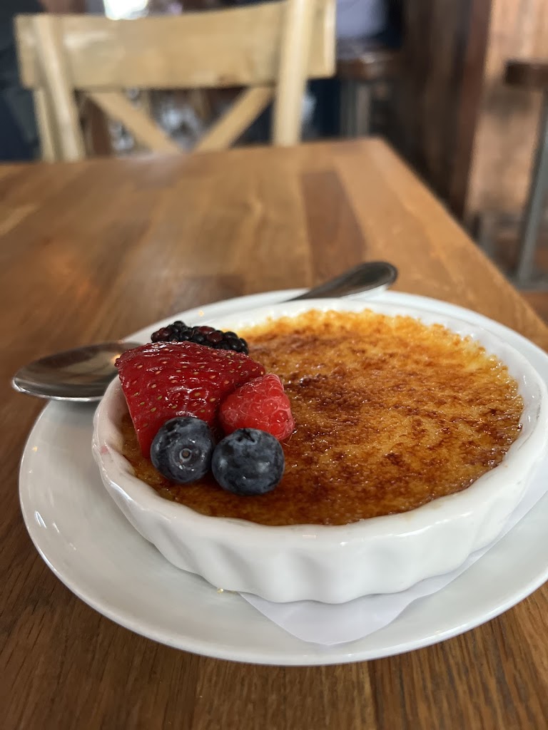  Bleu Restaurant & Lounge