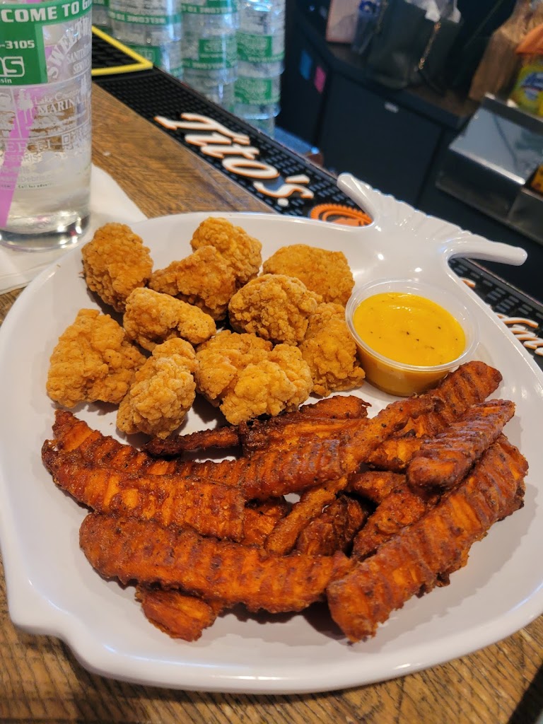  Gilligans in Chetek- bar, restaurant & lodging