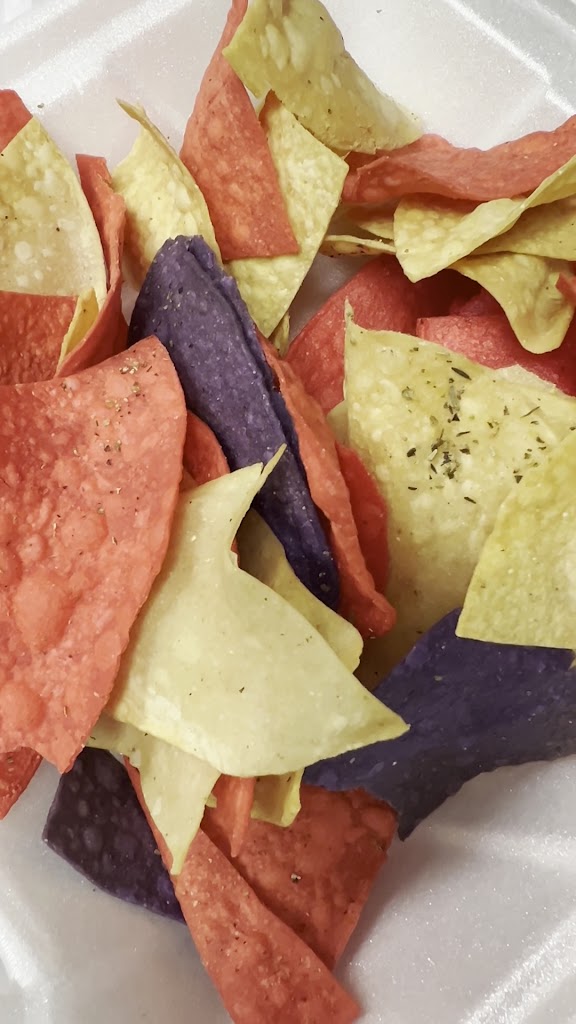  Bucketheads Sports Bar & Grill