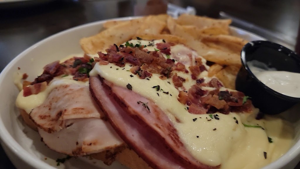  The 1890 Pub & Bistro