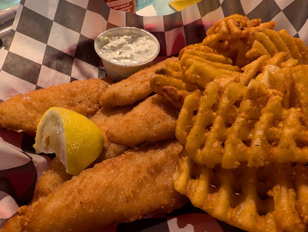  Gilligans in Chetek- bar, restaurant & lodging