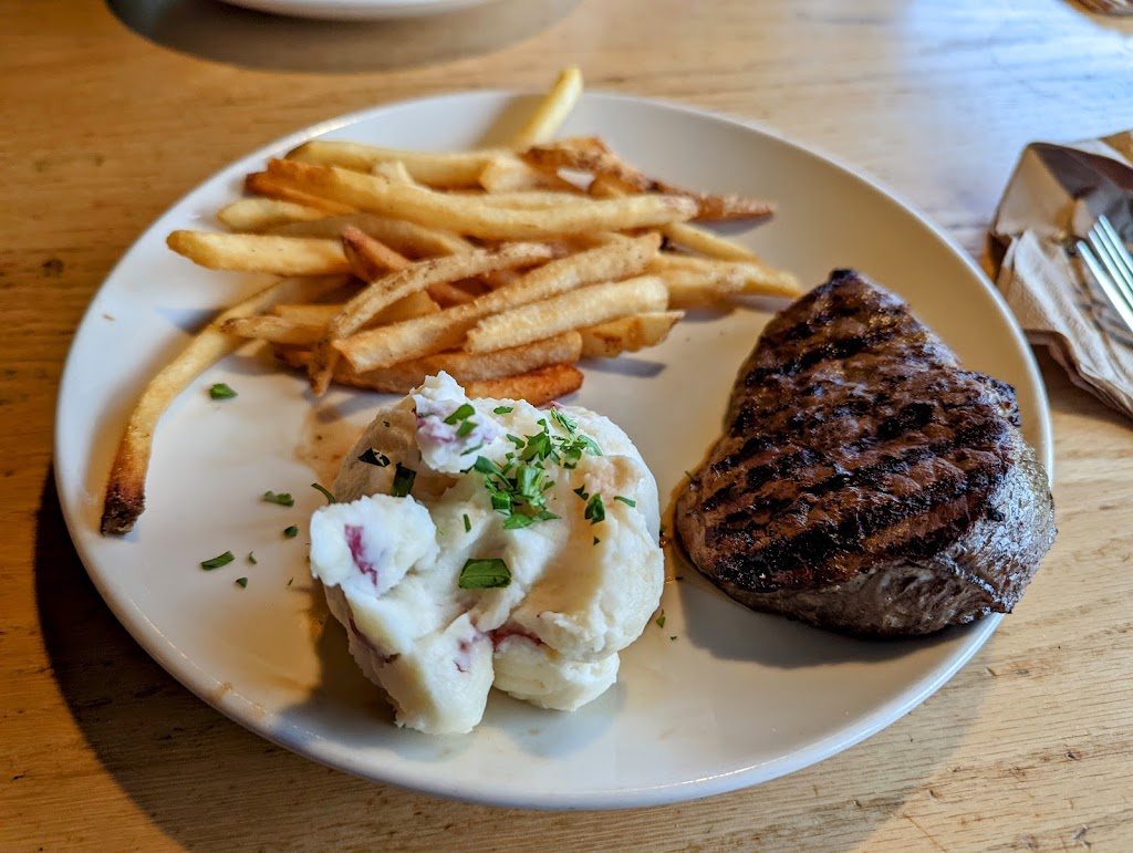  Applebee's Grill + Bar