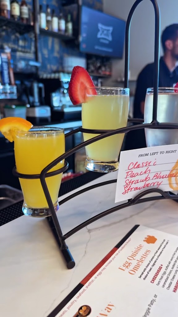  Golden Nest Pancake & Cafe