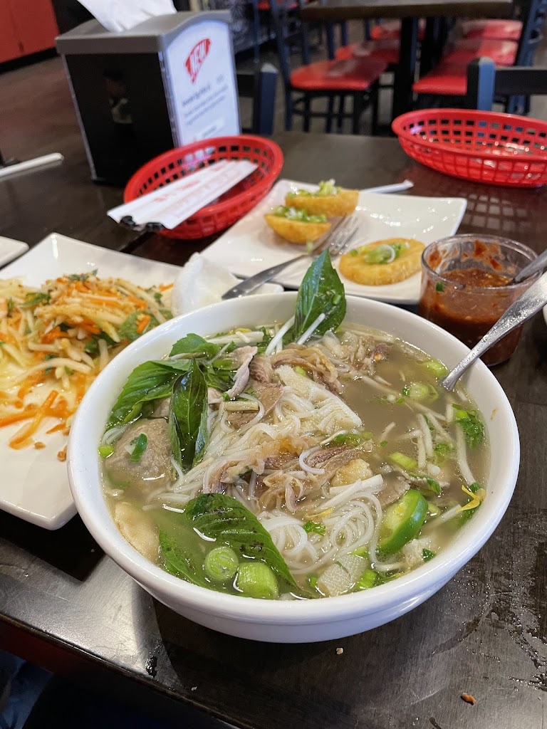  PHO 4 U Vietnamese Cuisine