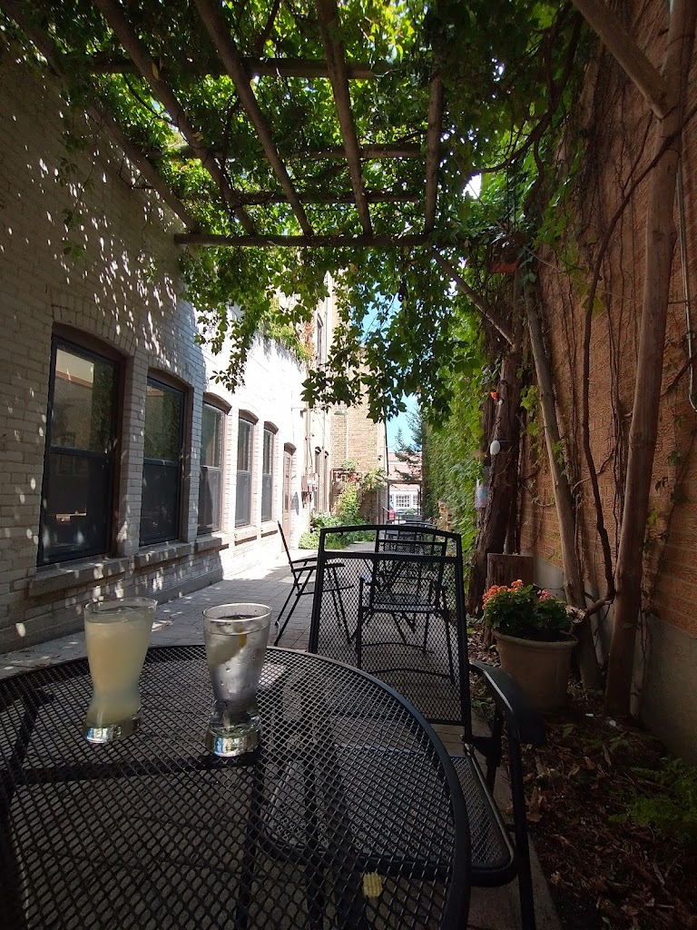  The Idle Hour Or Two