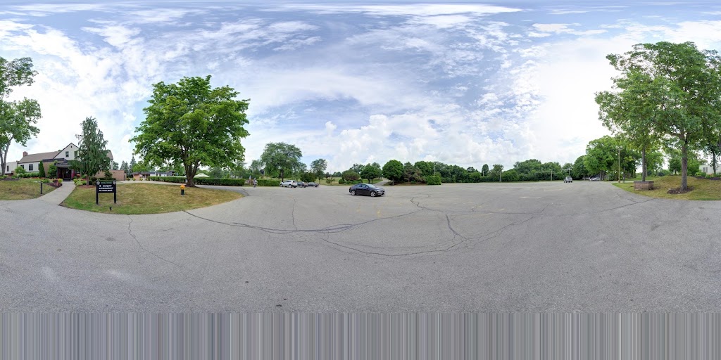  Meadowbrook Country Club