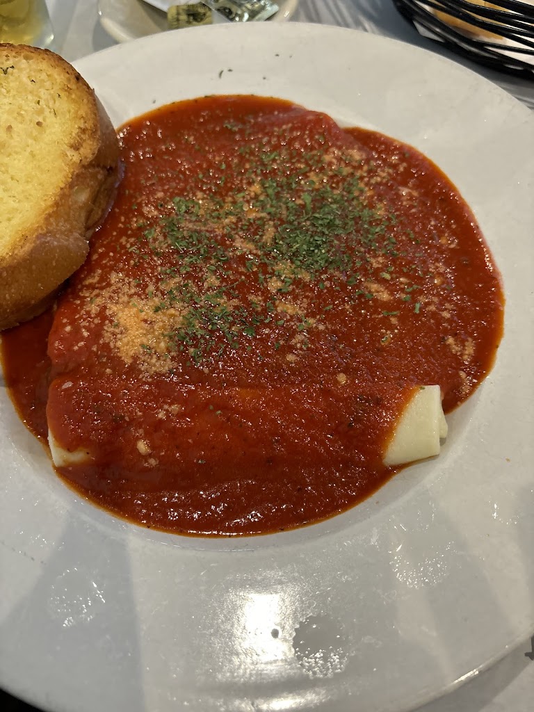  Tenuta's Italian Restaurant