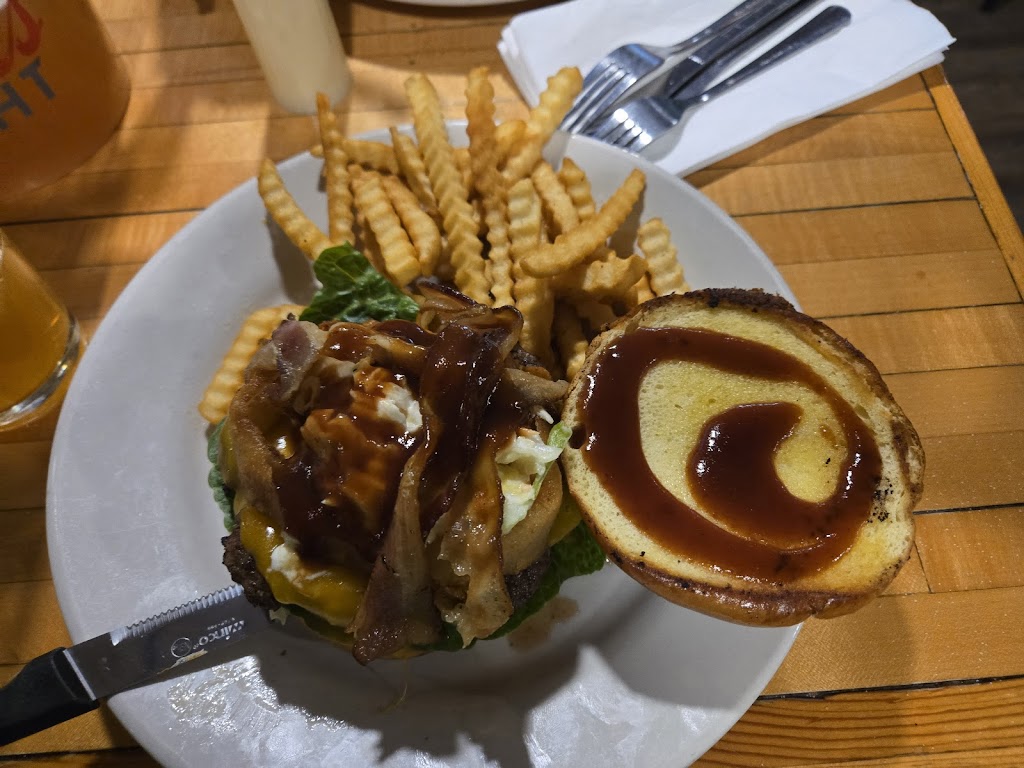  Sluggo's Sports Pub & Grill