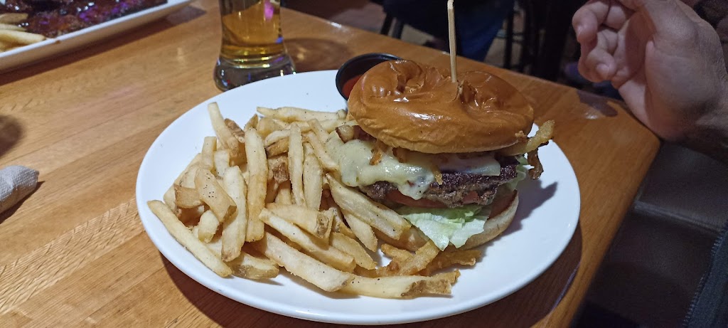  Applebee's Grill + Bar