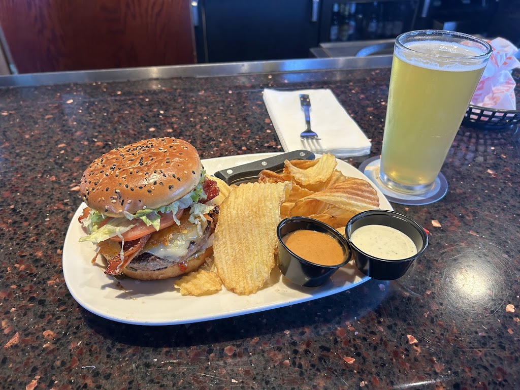  Red Robin Gourmet Burgers and Brews