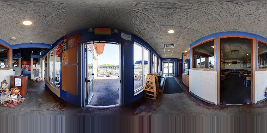  The Rock Bar & Grill