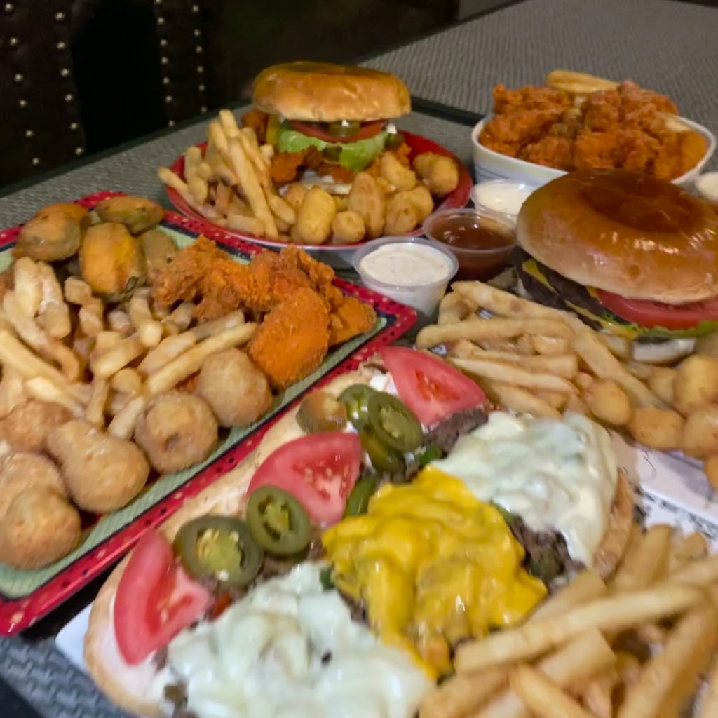  AlReem Lounge and Restaurant