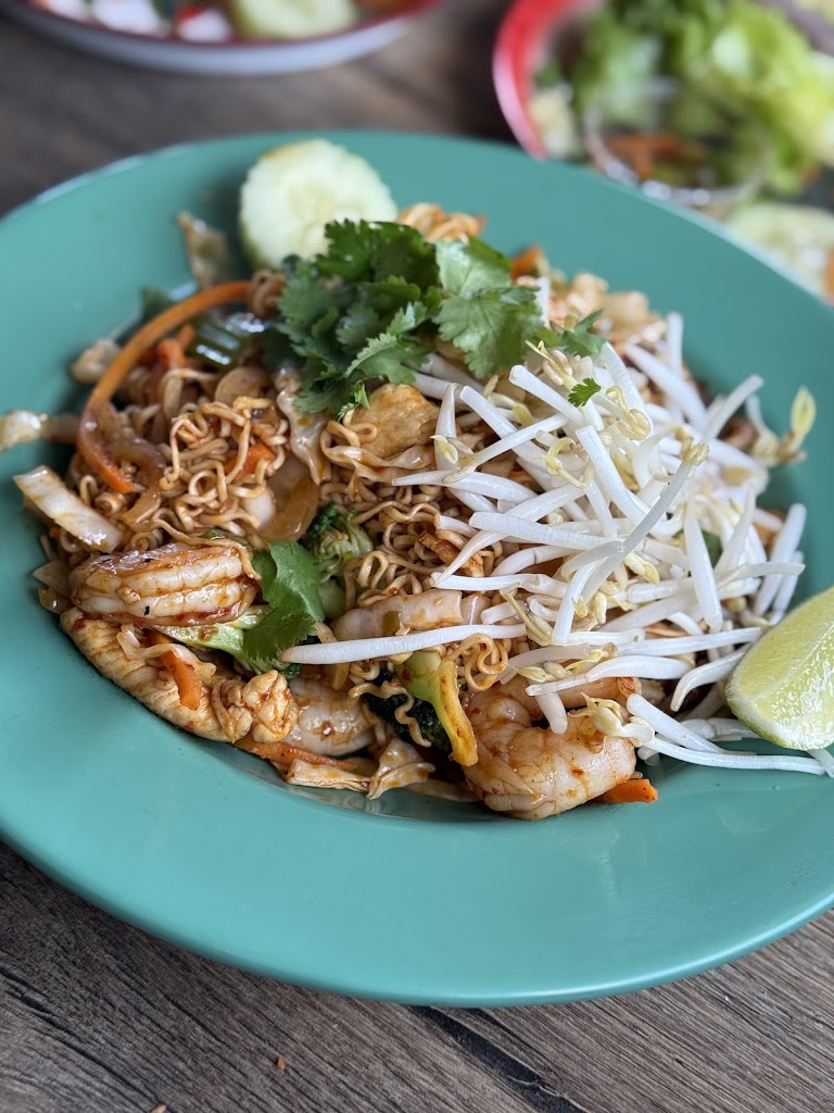  Sweet Basil | Thai Street Eats