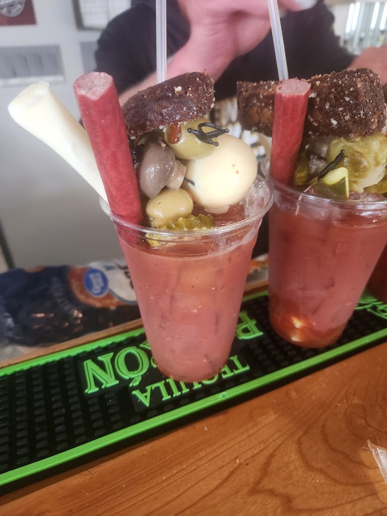  Mulligans Sports Bar & Grill