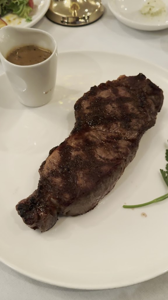  Vince Lombardi’s Steakhouse