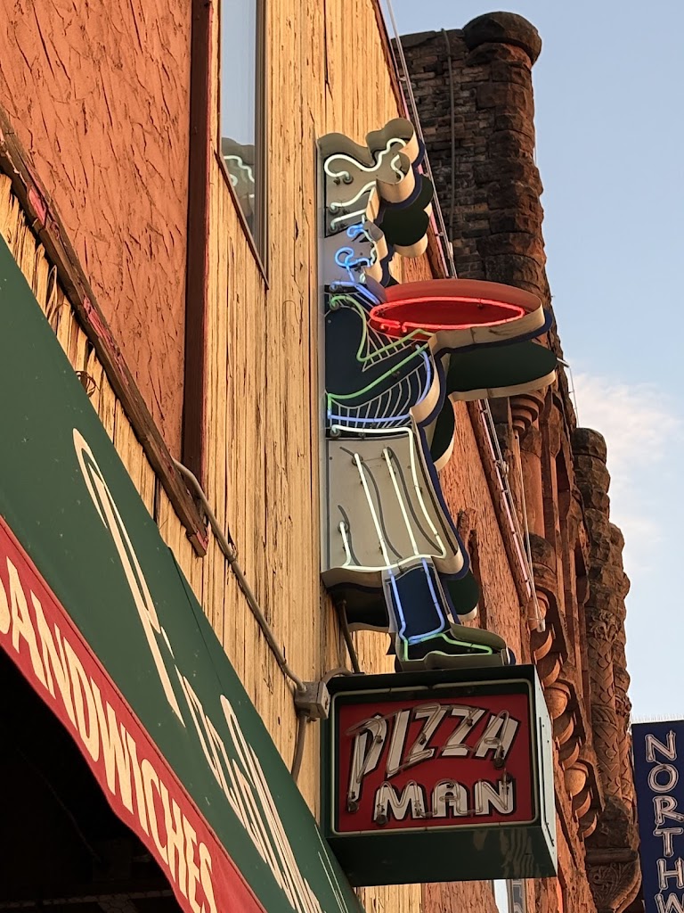  Pizza Man Pizzeria & Grill