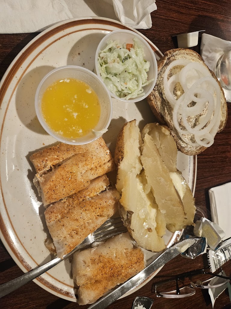  Mountain Bay Bar & Grill