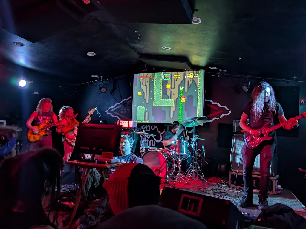  X-Ray Arcade | Games, Music, and More