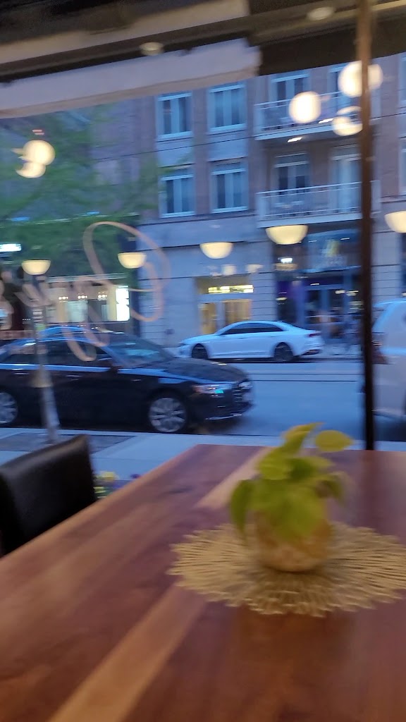  Oggie's Kitchen & Bar