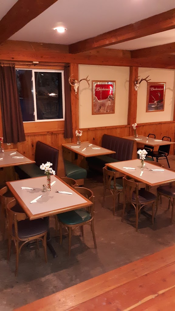  Four Corners Food & Spirits