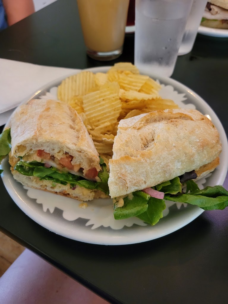  Lakeside St. Coffee House