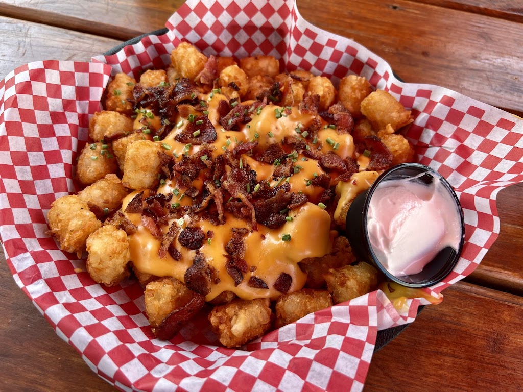  Loopy's Grill & Saloon