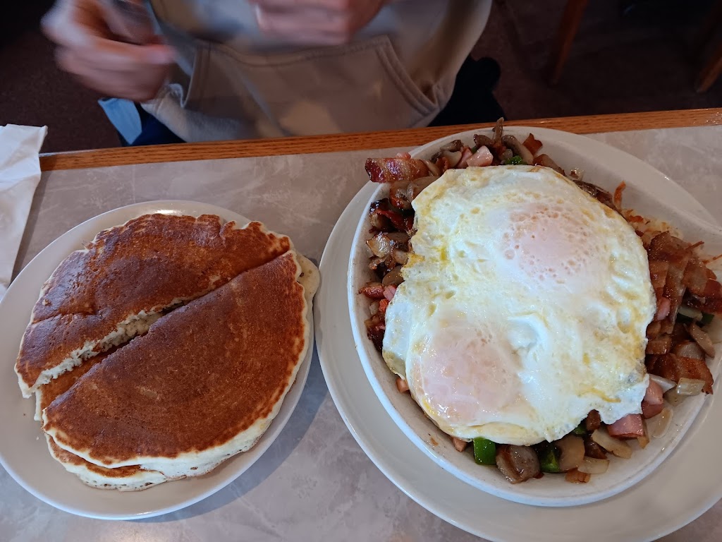  Phoenix Family Restaurant