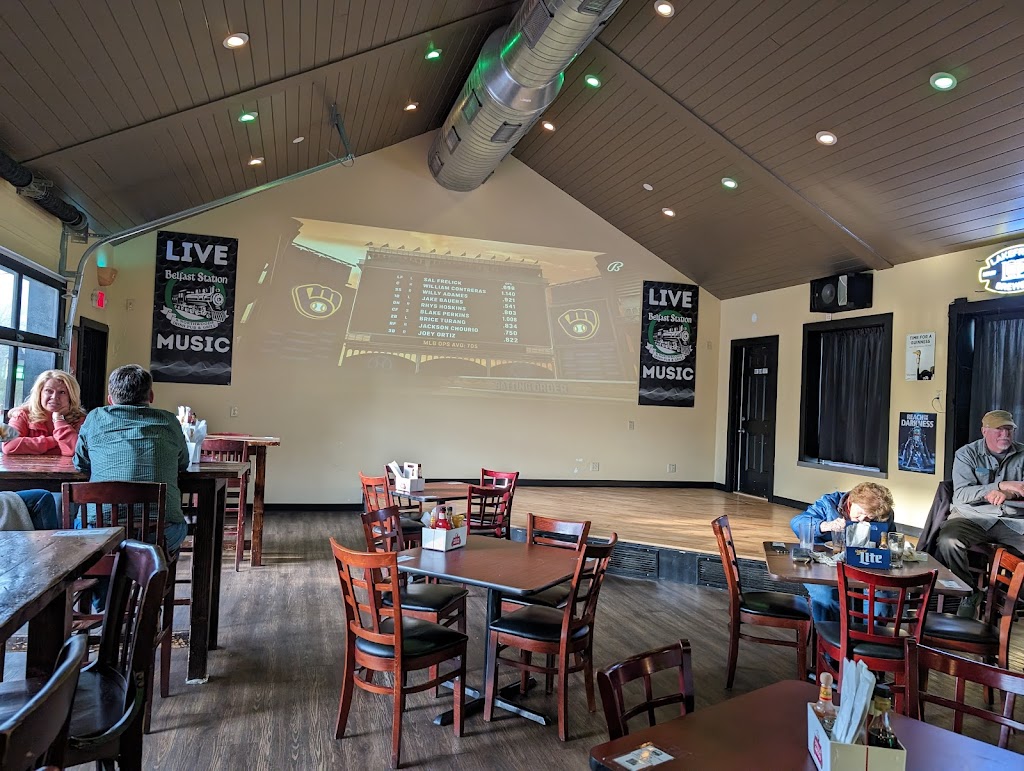  Belfast Station Northwoods Irish Pub & Grill