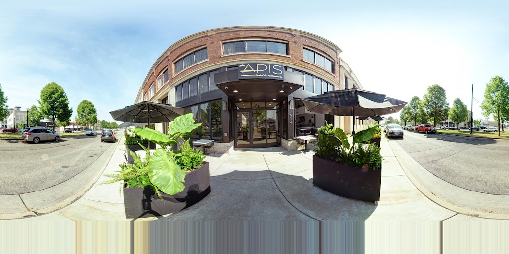  The Apis Hotel & Restaurant