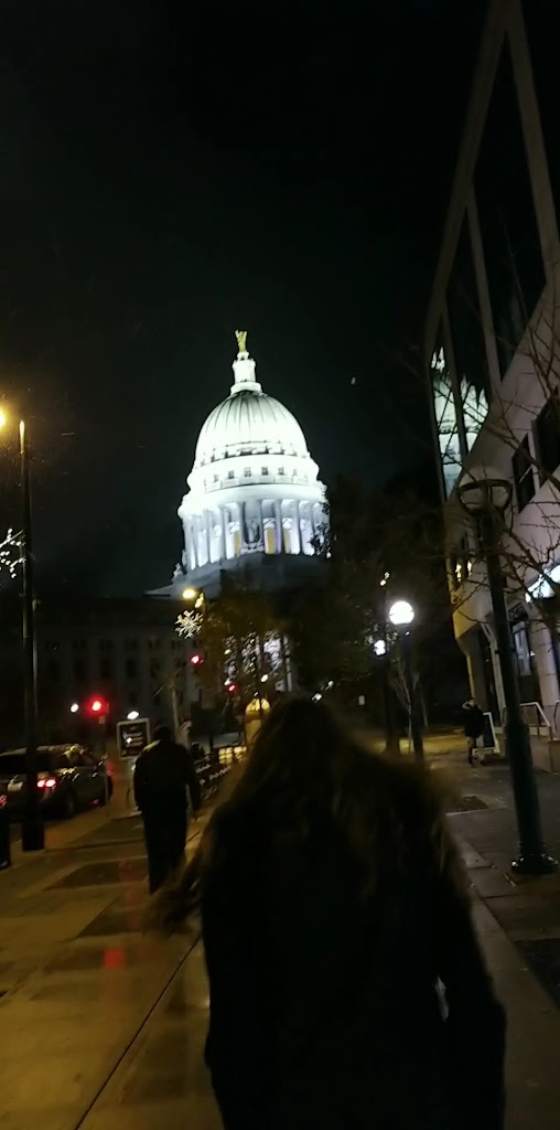  Johnny Delmonico's Steakhouse