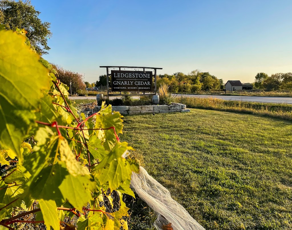  LedgeStone Vineyards & Winery