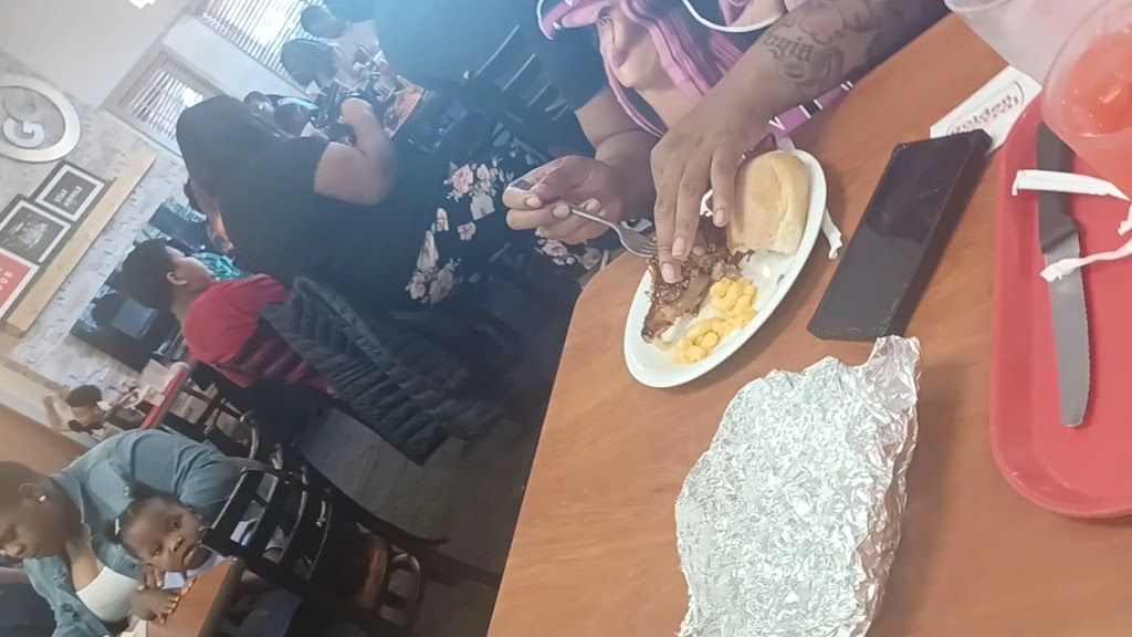  Golden Corral Buffet & Grill