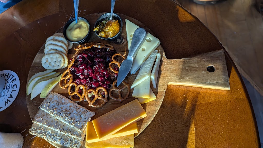  Tangled Hickory - Full Bar - Food - Game Room