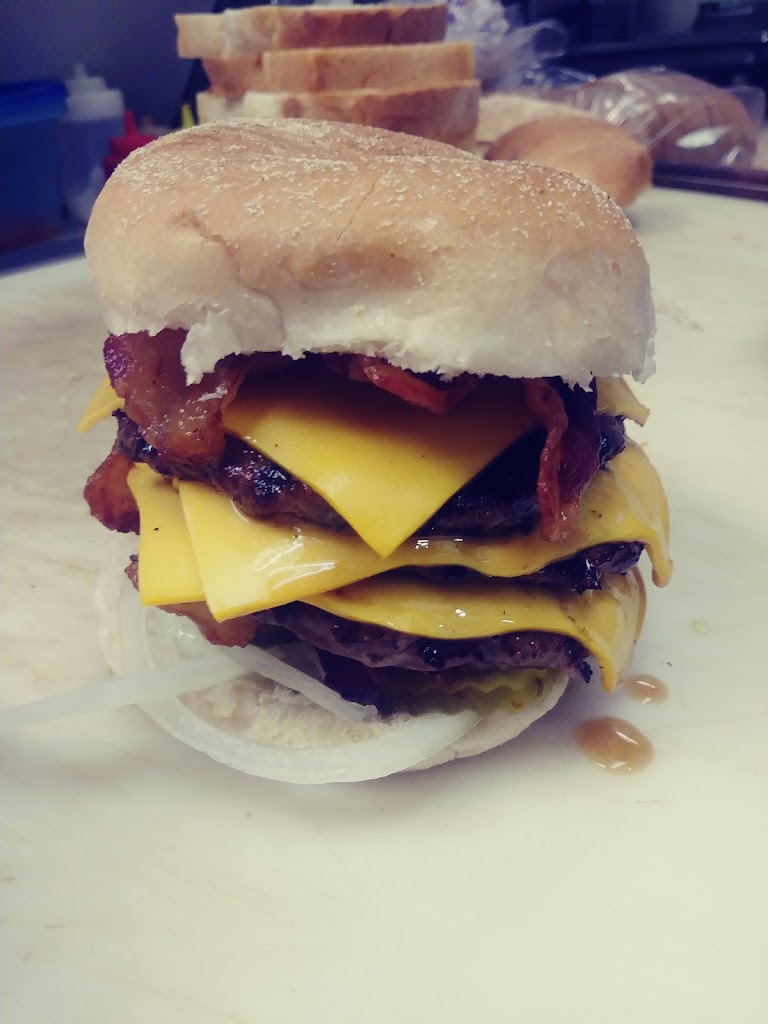  The Gravel Pit Sports Bar & Grill