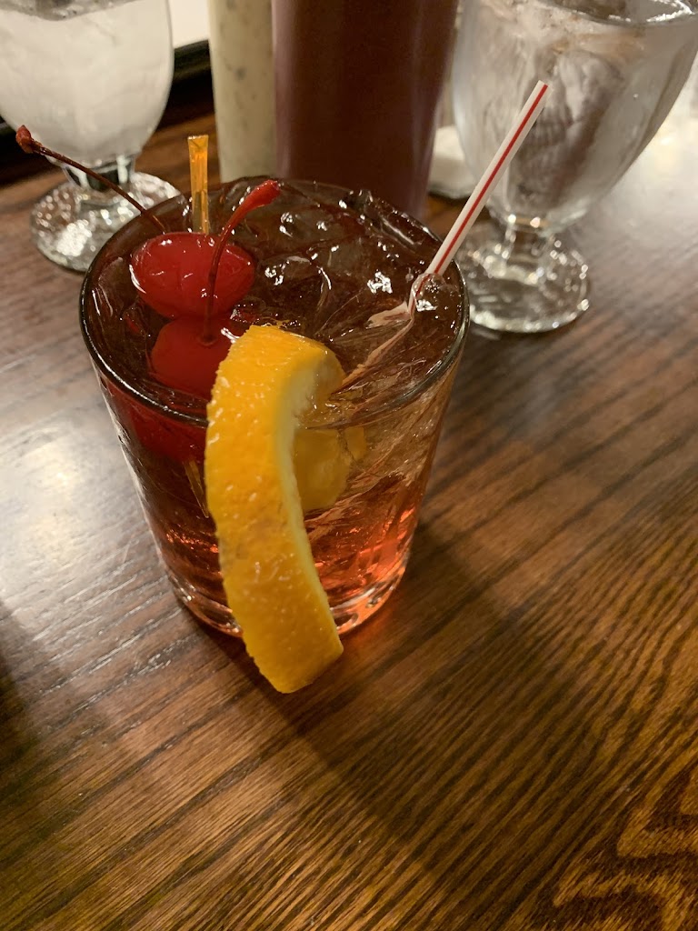  Badger Crossing Pub & Eatery