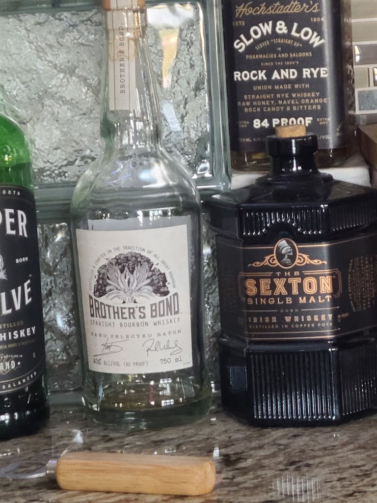  Venture Inn Bar & Grill