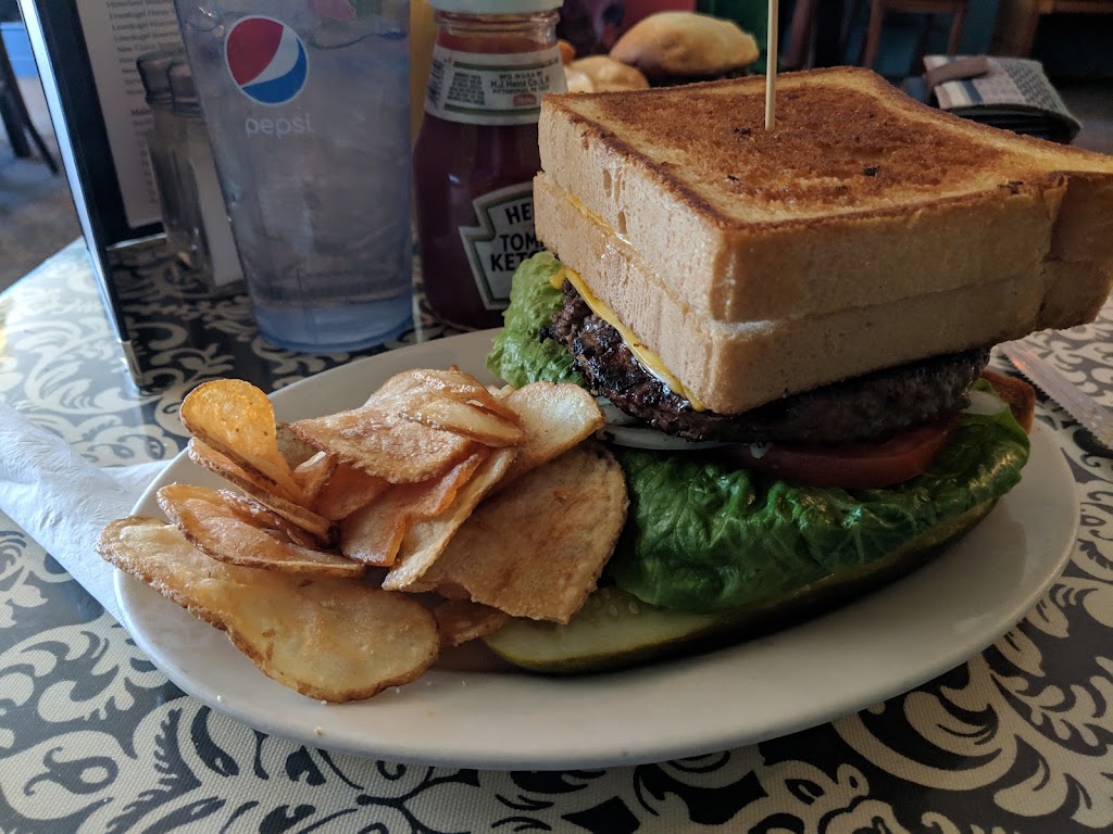  White Dog, Local Green Bay Eatery