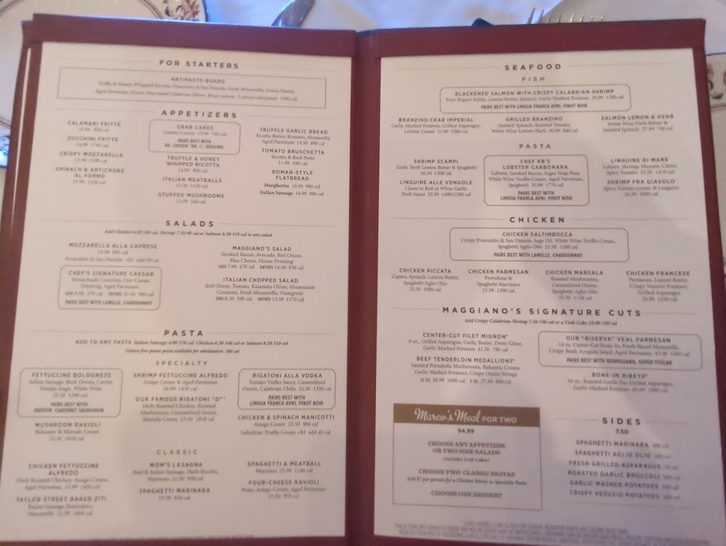  Maggiano's Little Italy