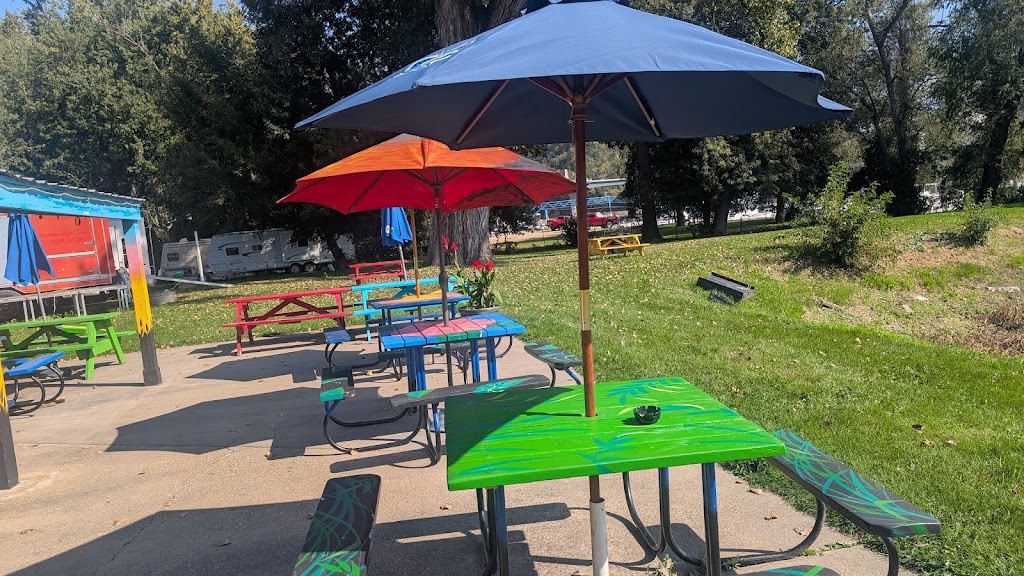  Harbor Bar, Restaurant, Marina